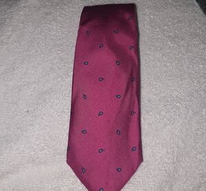 Men's Burgundy Tie with Navy Paisley Accents